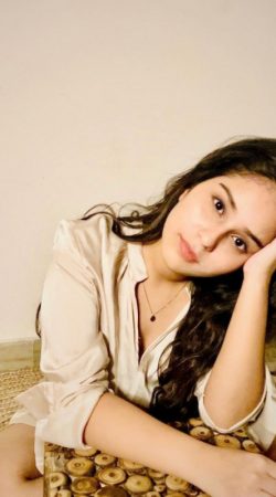 Experience Unforgettable Moments with Willow Blaze by Your Side