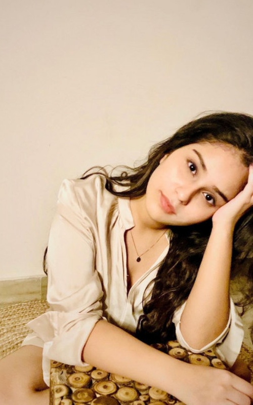 Experience Unforgettable Moments with Willow Blaze by Your Side