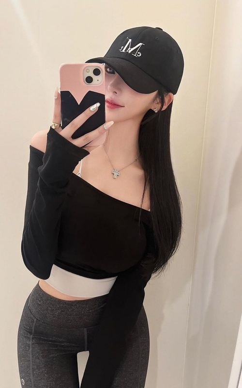 Experience Unforgettable Moments with Ashley Night Your Dream Escort 2 Mis Fotos