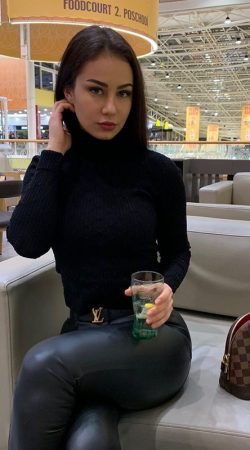 Experience Unforgettable Moments with Aspen Rouge Escort Services